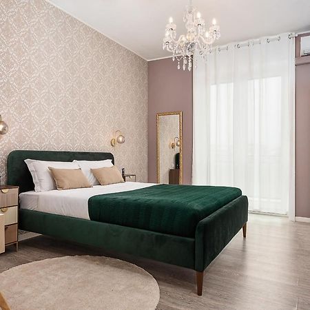 Hemeras Boutique Homes - Large Apartment In Citylife District Милано Екстериор снимка